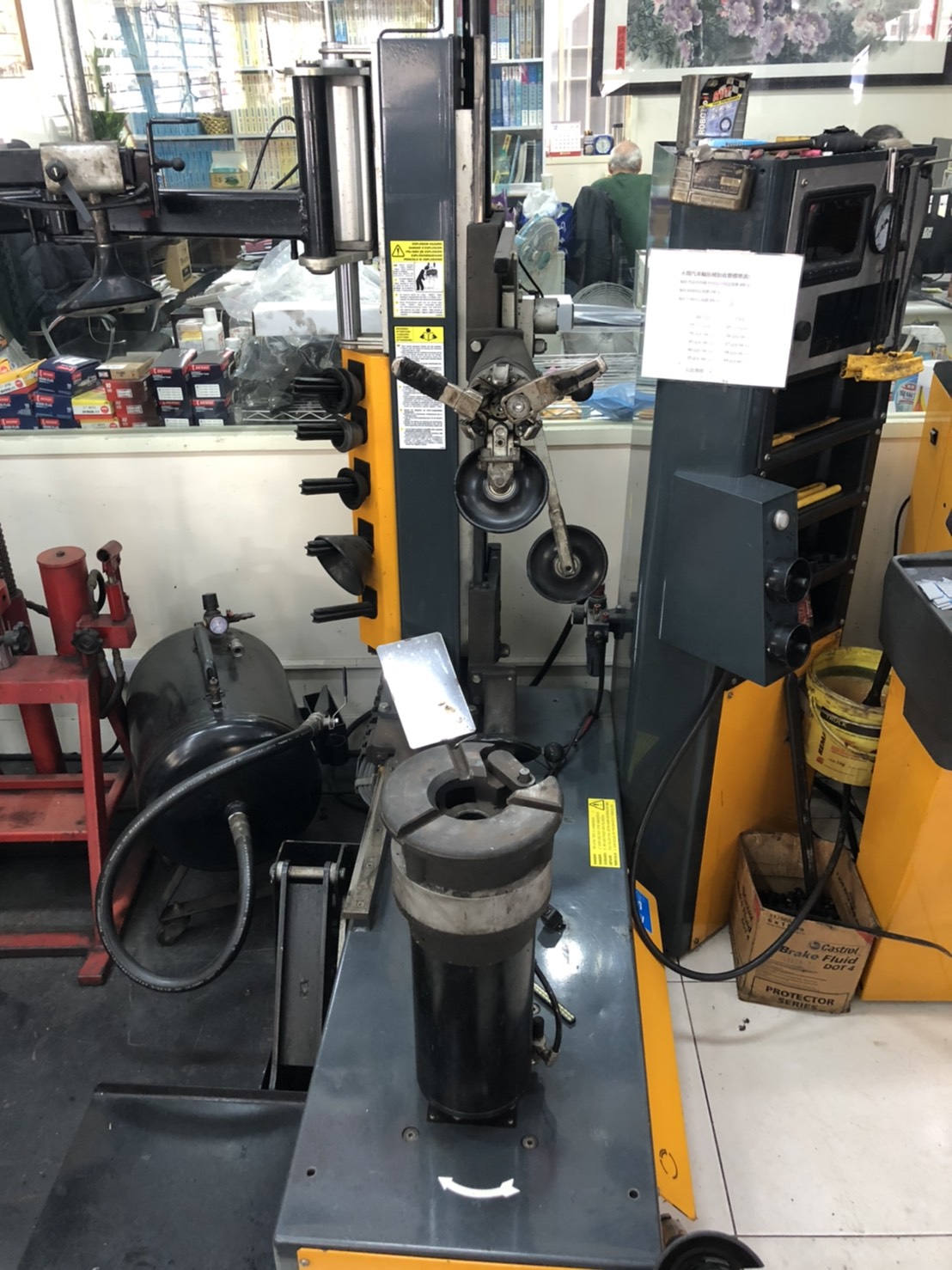 義大利SICE拆胎機中心軸圓錐式S300附頂台