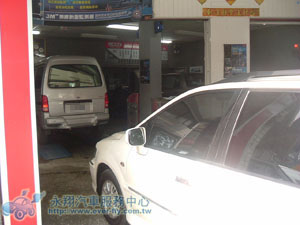 進廠車輛記實