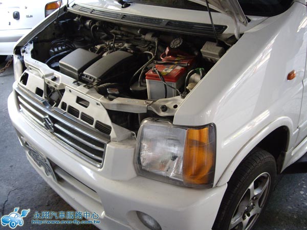 SOLIO拆卸變速箱