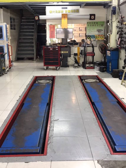 義大利四輪定位機