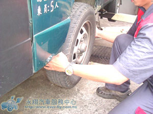 堅守「創新技術與優質服務」的企業文化  高精準性  實施夾具偏差補正程序,前束及外傾角的公差可縮到 ± 2以內