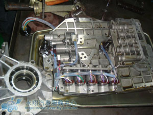 油路閥體總成與電磁閥